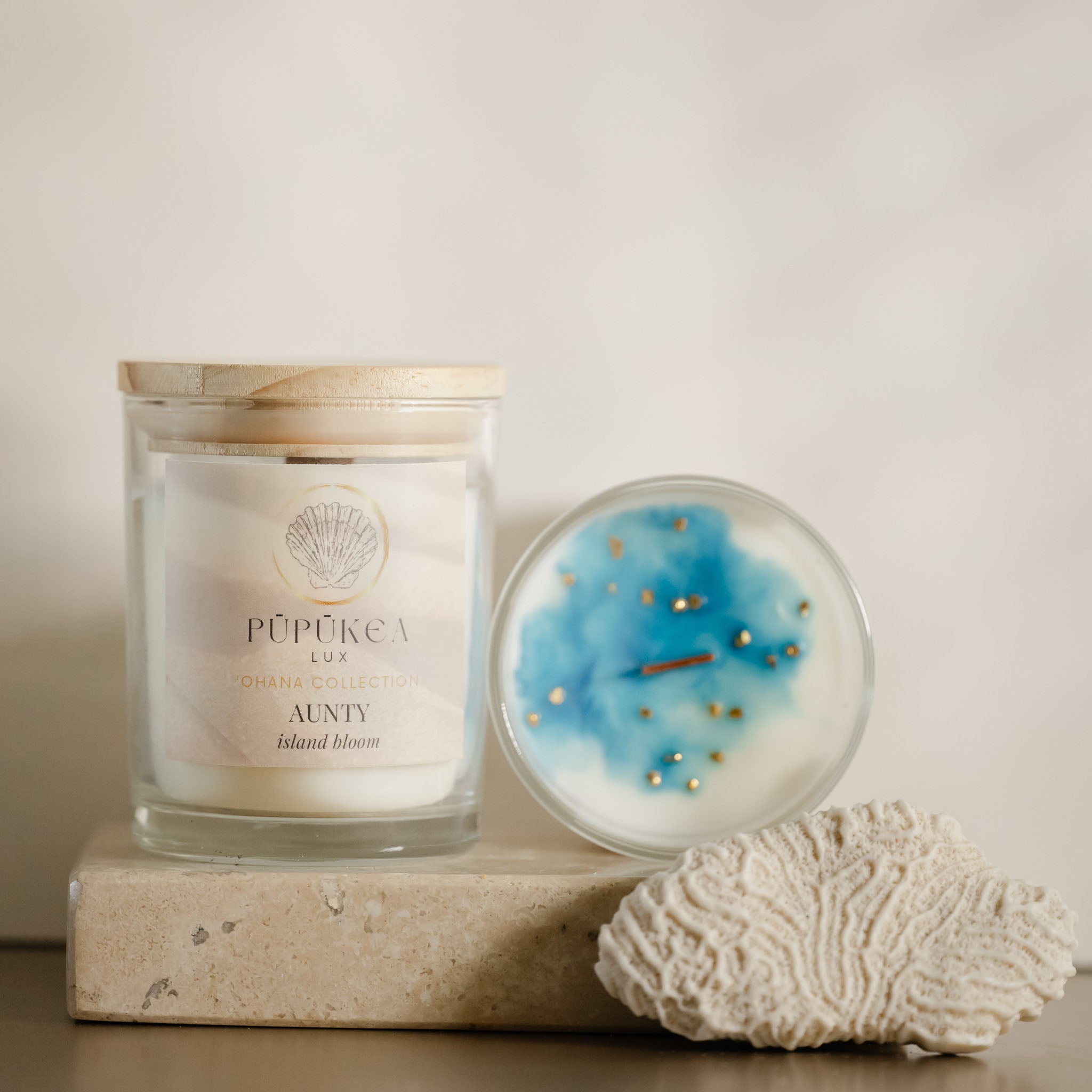 Aunty Candle Island Bloom Glow